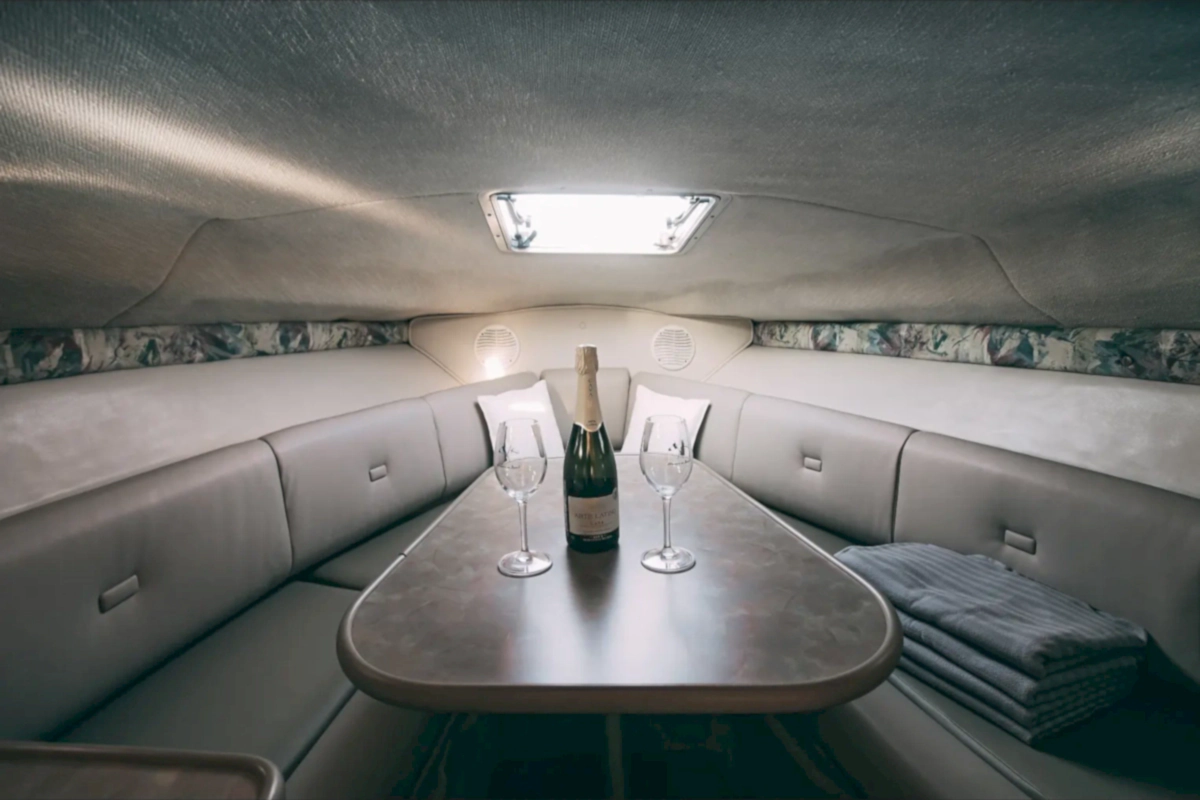 Катер Chaparral 240 Signature